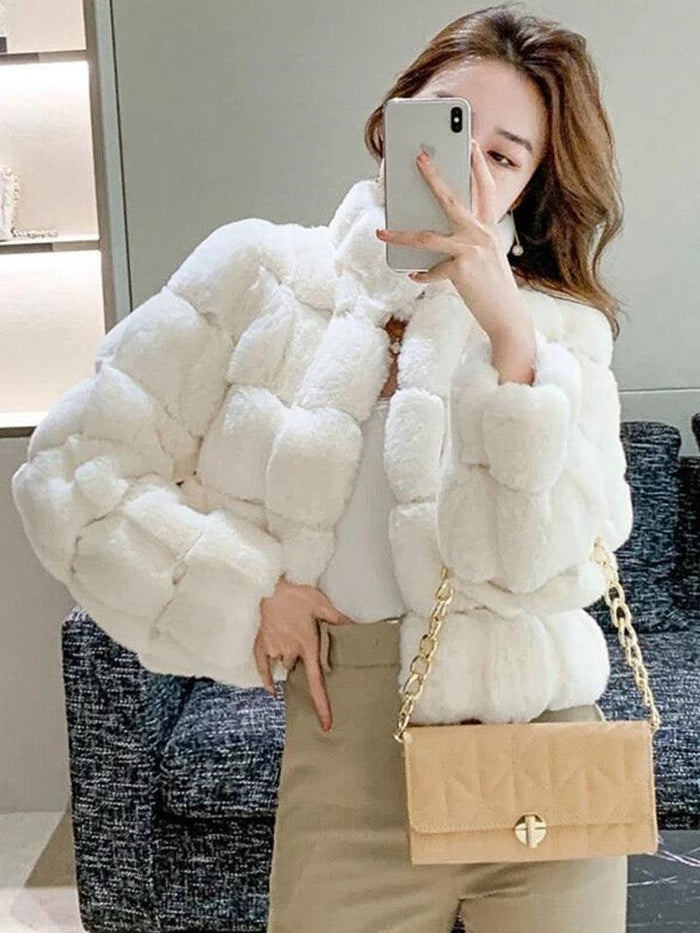 Outlet Womens winter fur coat