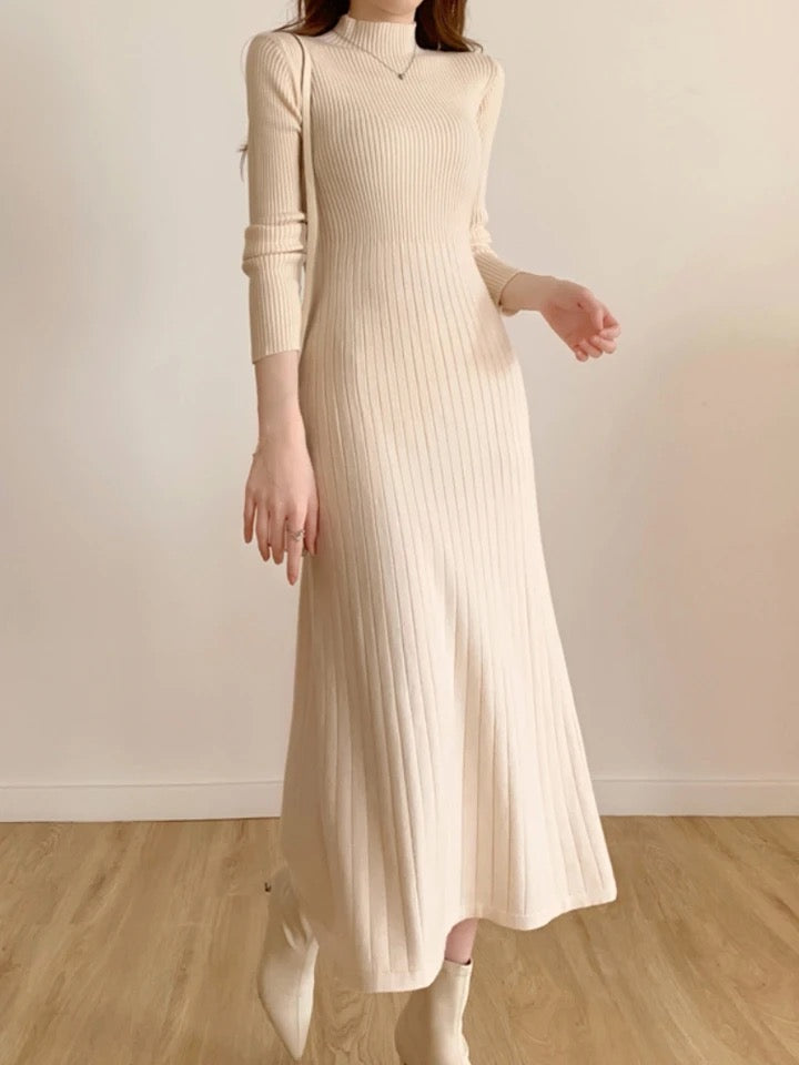 Misty Premium Woolen Knitted Midi Dress